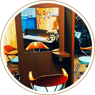 カットハウスおしゃべり倶楽部 大和小泉駅西口から徒歩100歩